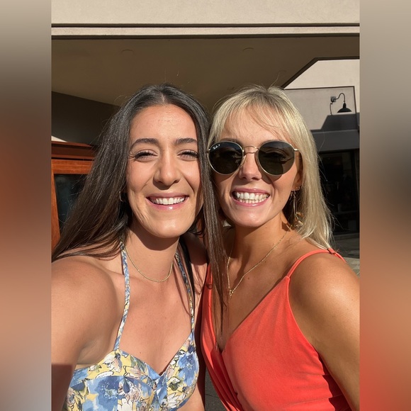 Meet your Posher, Callie - Picture 3 of 3